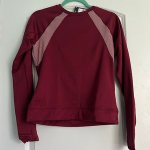 Under Armour fleece long sleeve shirt NWT